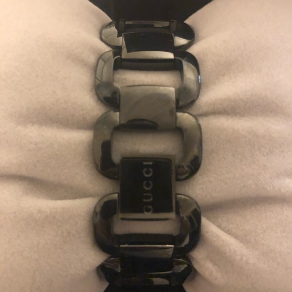 Gucci Bracelet Watch , In great condition like new - Picture 4 of 4
